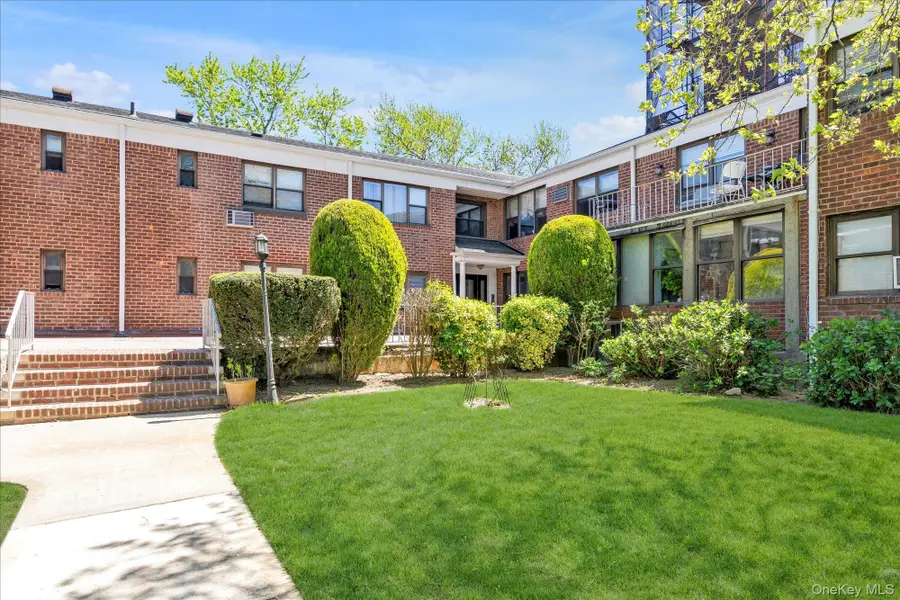 1203 E Broadway #G22, Hewlett, NY 11557 - Image #2