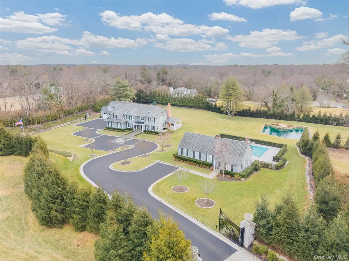 365 Split Rock Road, Syosset, NY 11791 - Image #1