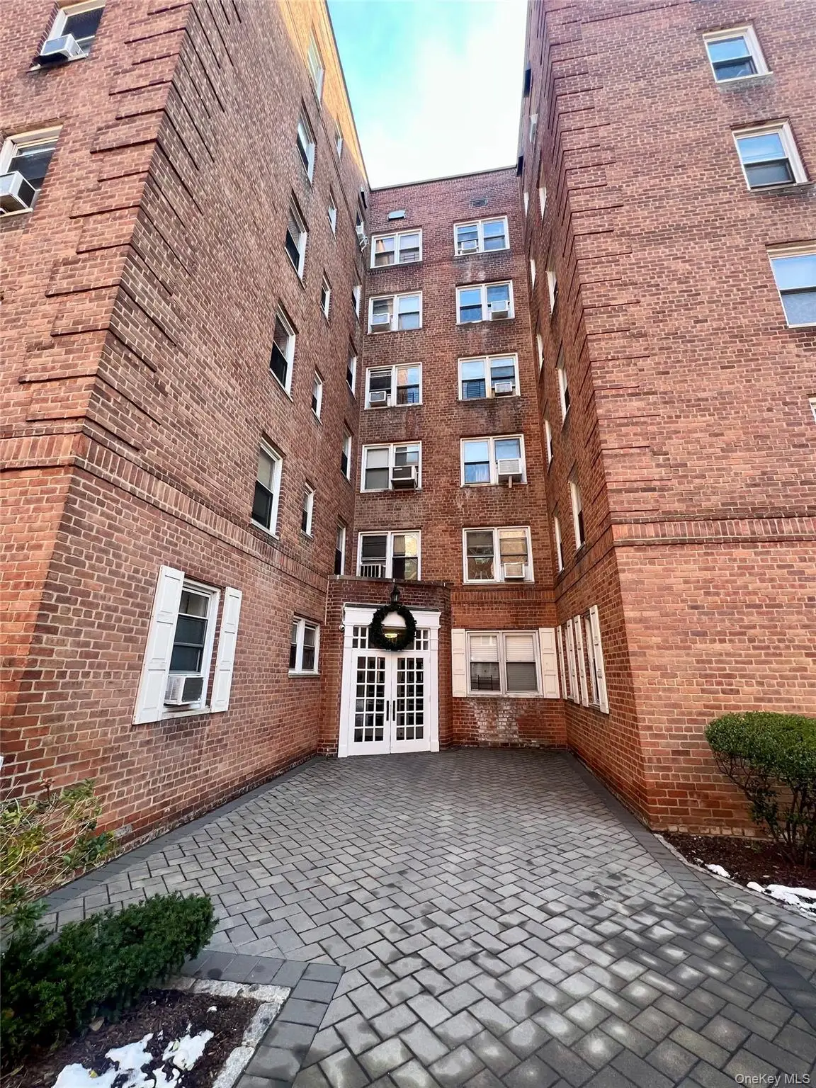 70 Locust Avenue #B603, New Rochelle, NY 10801 - Image #1