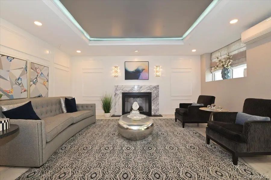 320 E Shore Road #4C, Great Neck, NY 11023 - Image #3