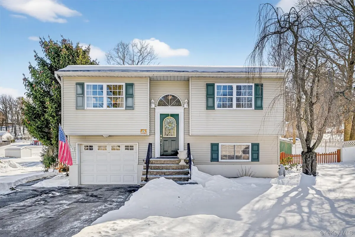 31 Newbury Street, Monroe, NY 10950 - #1