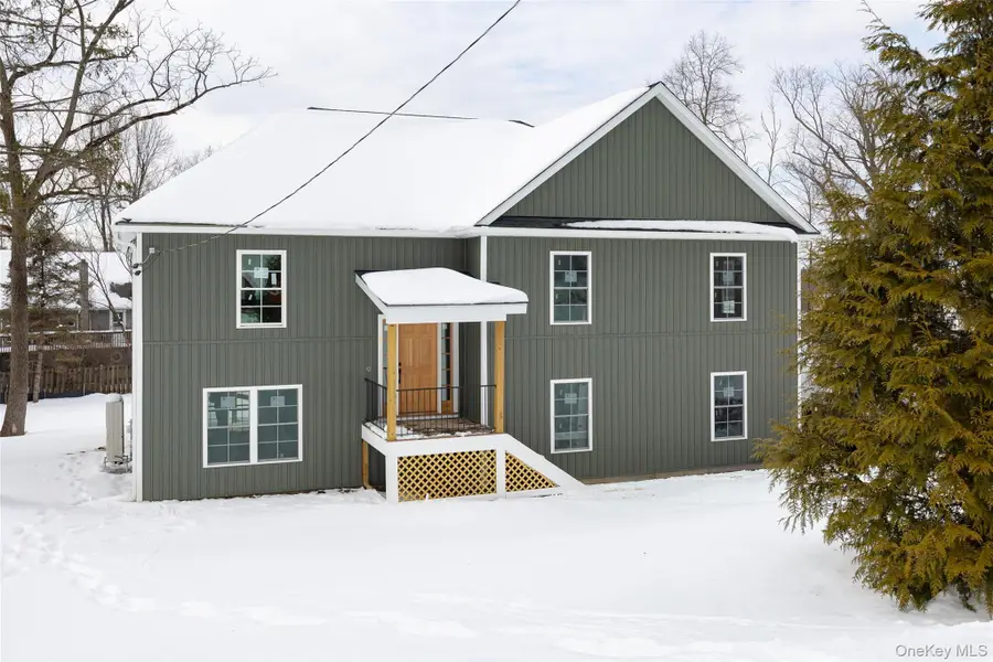 15 Tompkins Avenue, Fishkill, NY 12527 - #2