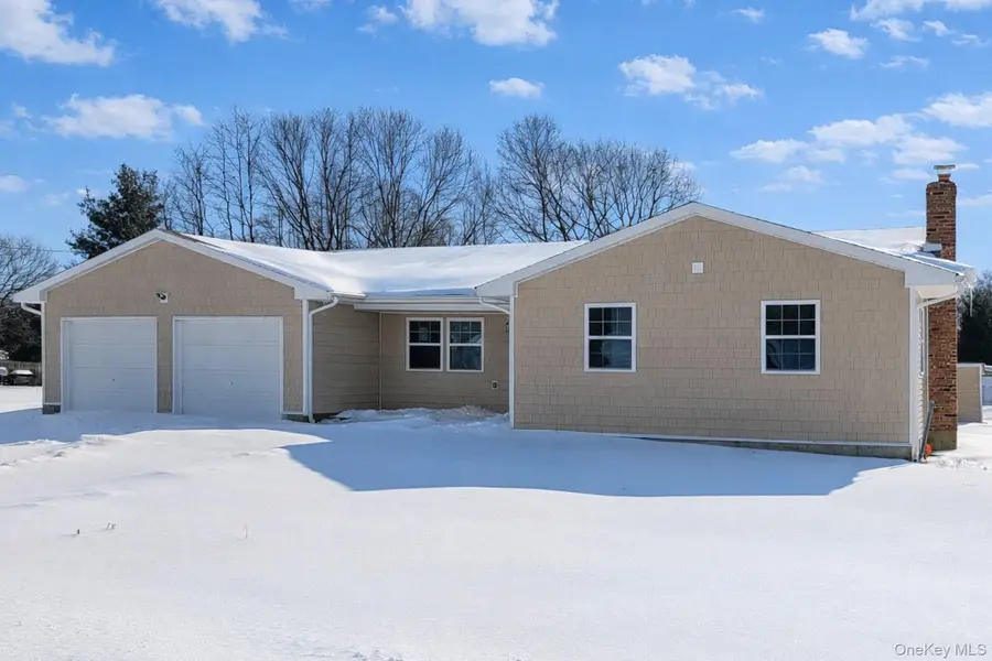 36 Brian Street, Holbrook, NY 11741 - Image #2