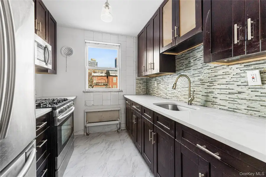 156 Centre Avenue #2G, New Rochelle, NY 10805 - #3