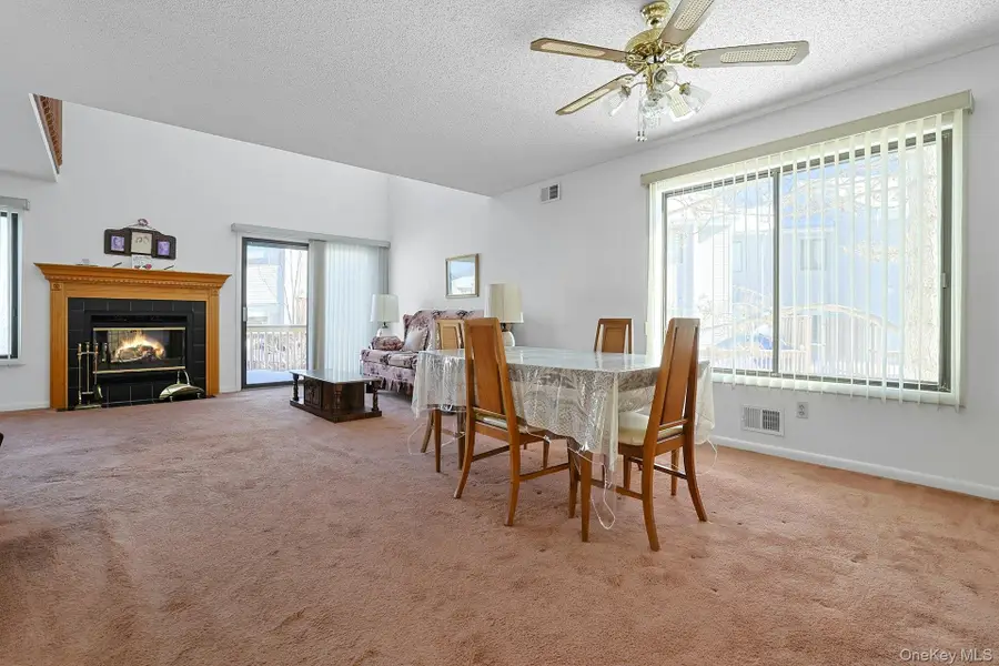 2 Linda Court, Nanuet, NY 10954 - Image #2