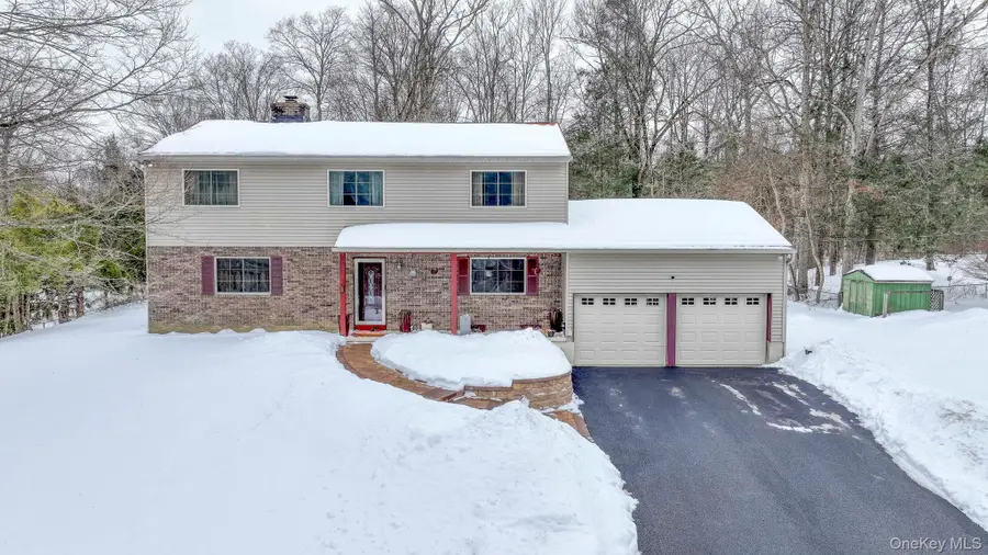 12 Nob Hill, Poughkeepsie, NY 12603 - Image #2