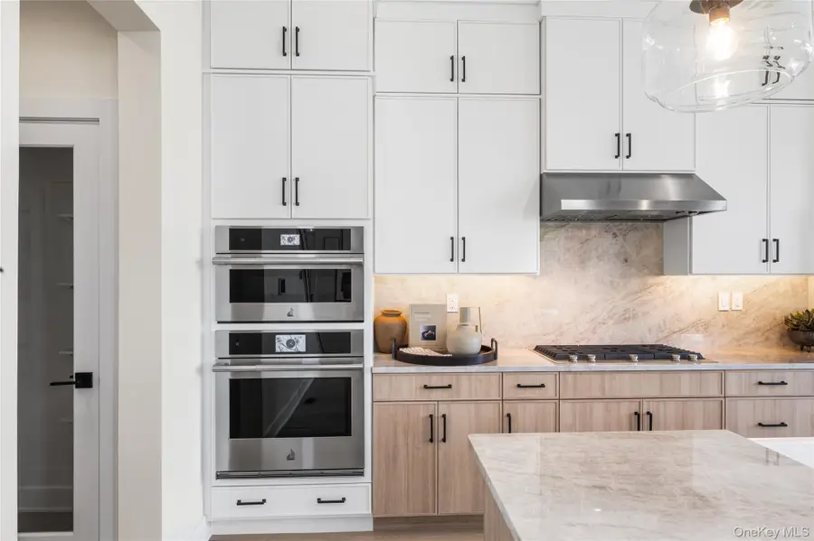 5135 Teaberry Lane #11, Fishkill, NY 12524 - Image #3