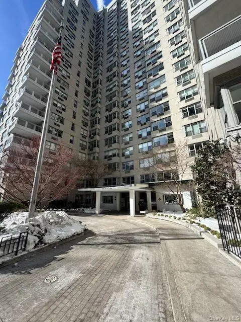 2 Fifth Avenue #14R, Manhattan, NY 10011 - Image #1