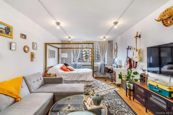 118-17 Union Turnpike #2J, Forest Hills, NY 11375