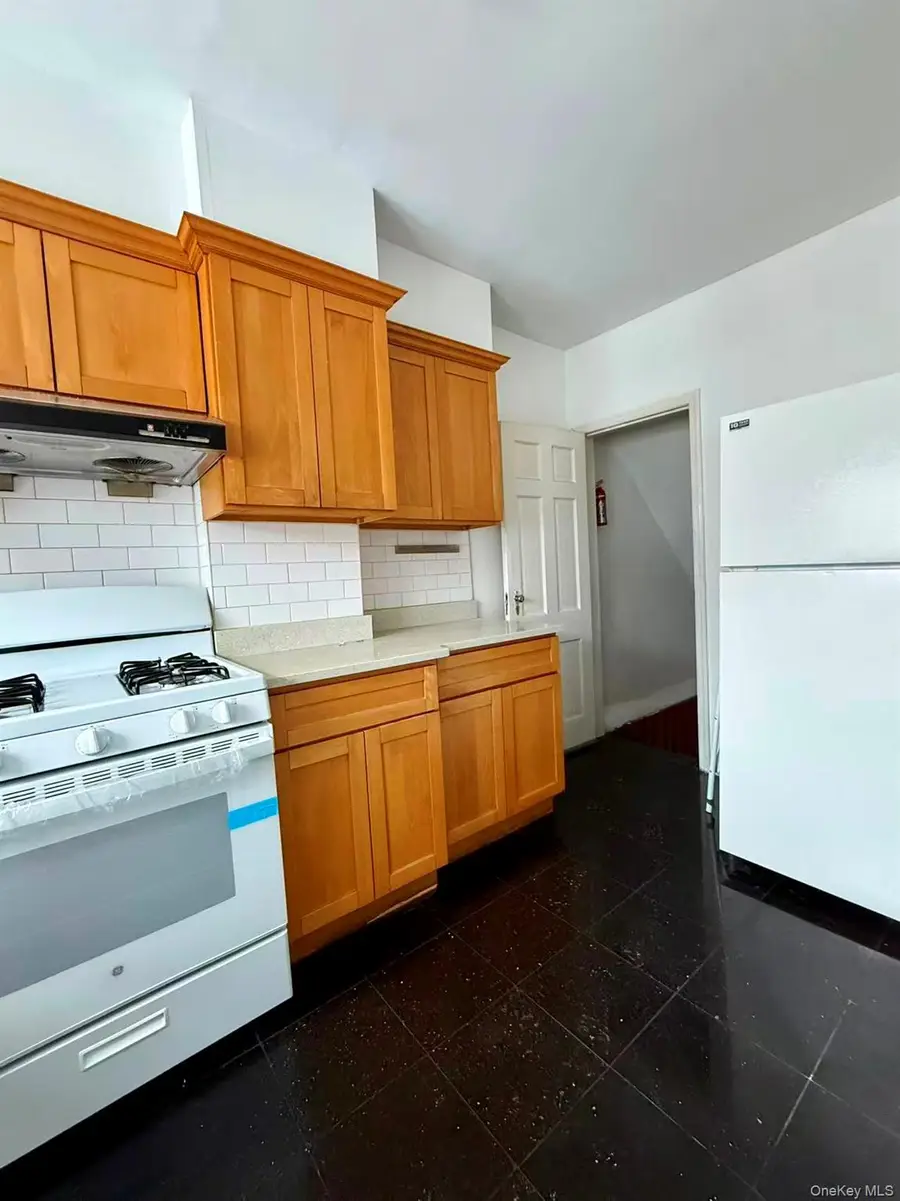 60-46 83rd Place, Middle Village, NY 11379 - Image #2