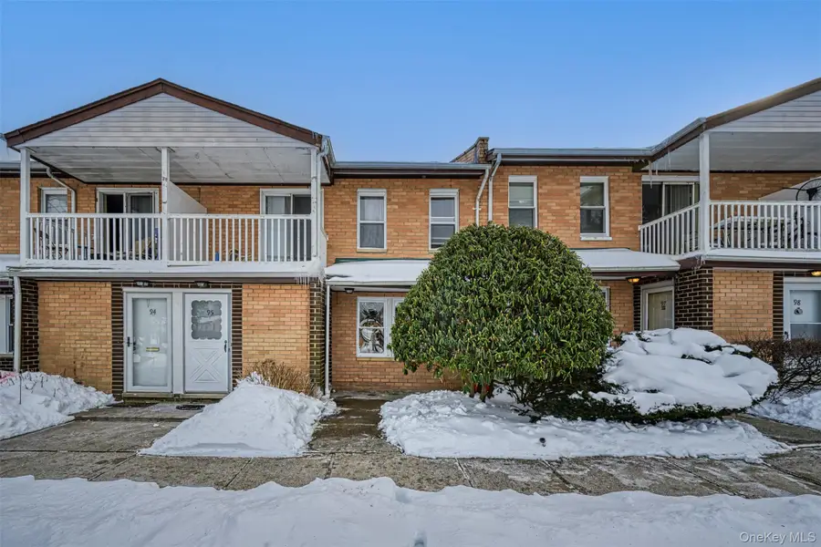 96 Artist Lake Drive, Middle Island, NY 11953 - #2