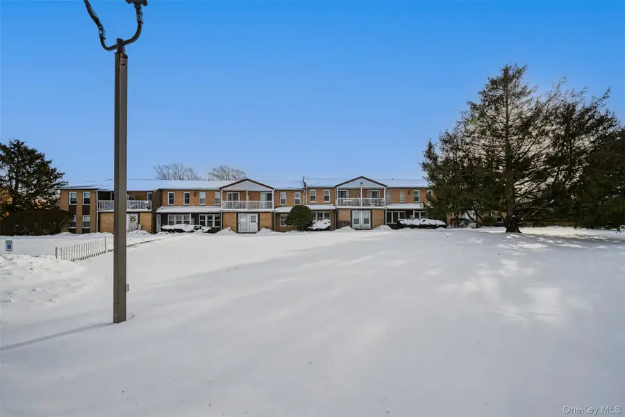 96 Artist Lake Drive, Middle Island, NY 11953 - #3