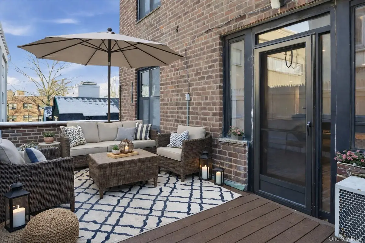 46 Grace Avenue #1L, Great Neck, NY 11021 - Image #1