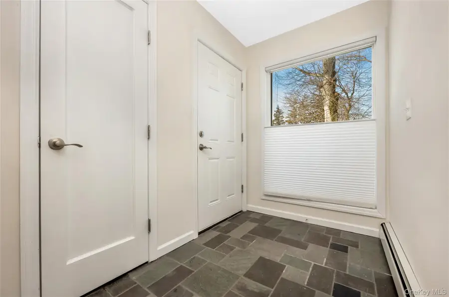 10 Sherman, Glen Cove, NY 11542 - #3