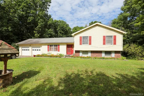 38 Roxanne Boulevard, Lloyd, NY 12528