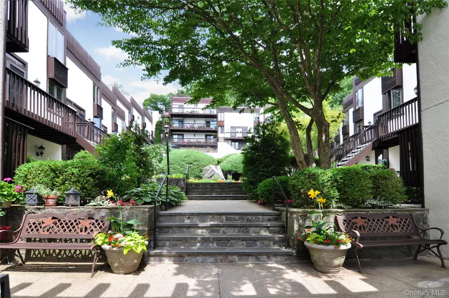 1200 Warburton Avenue #36, Yonkers, NY 10701 - Image #3