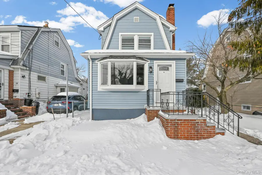 6 Pershing Avenue, Valley Stream, NY 11581 - Image #3