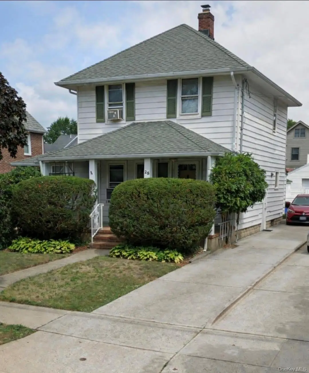 25 Raymond Street, Rockville Centre, NY 11570 - #1