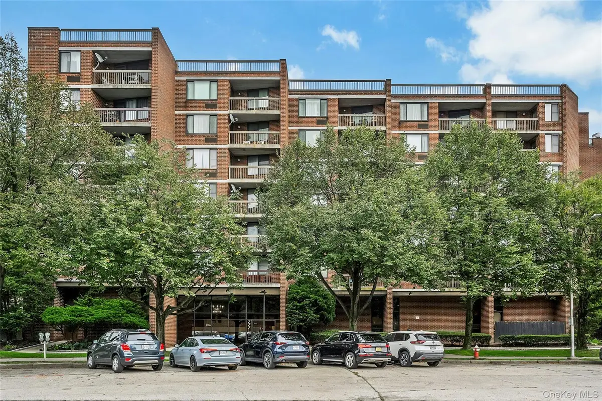 777 N Macquesten #305, Mount Vernon, NY 10522 - #1