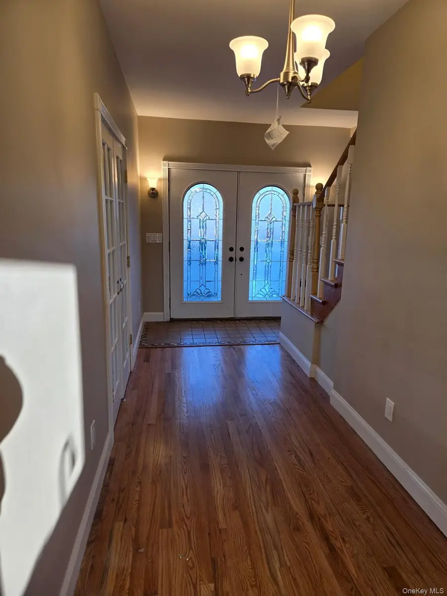 16 Babylon Drive, Sound Beach, NY 11789 - #2