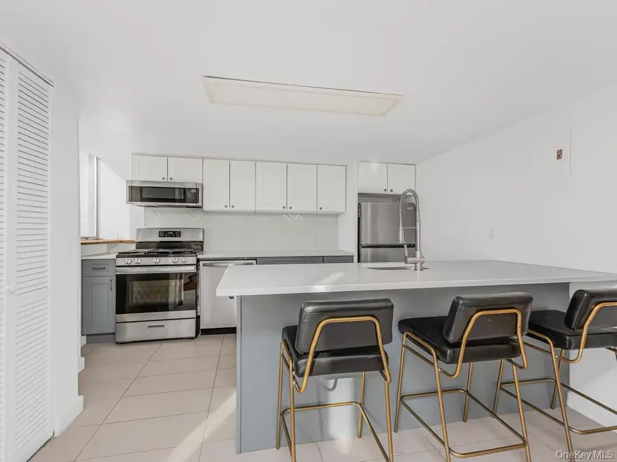 305 E 108th Street #4B, New York, NY 10029 - Image #2