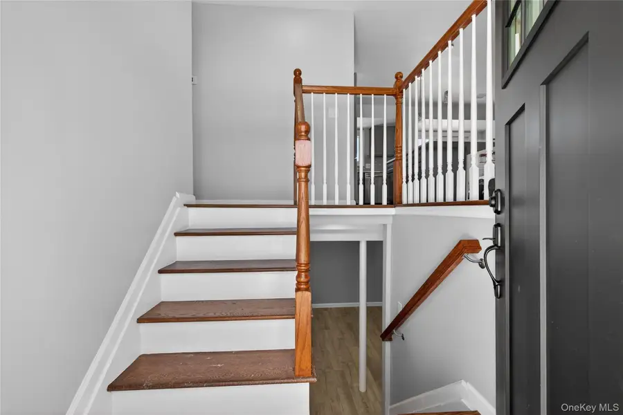 3103 Falcon Avenue, Medford, NY 11763 - Image #2