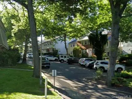 305 Towne House Village, Islandia, NY 11749 - #3