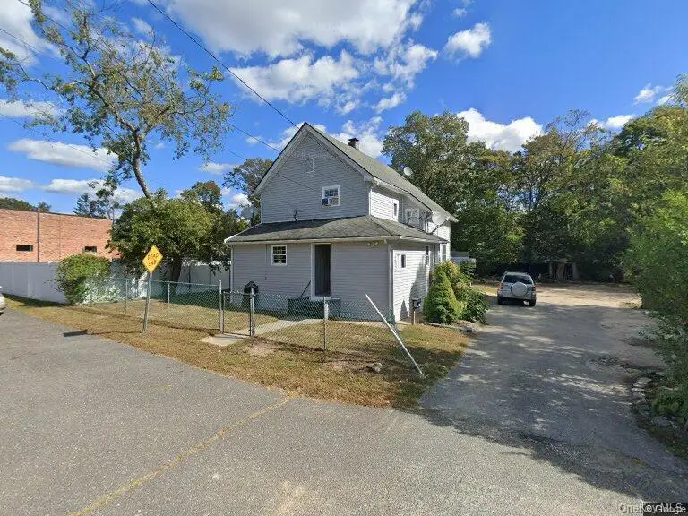 25 William Street, Central Islip, NY 11722 - #1