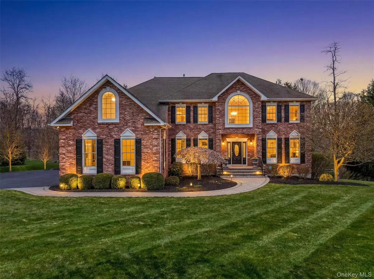 196 Country Club Road, Hopewell Junction, NY 12533 - #1