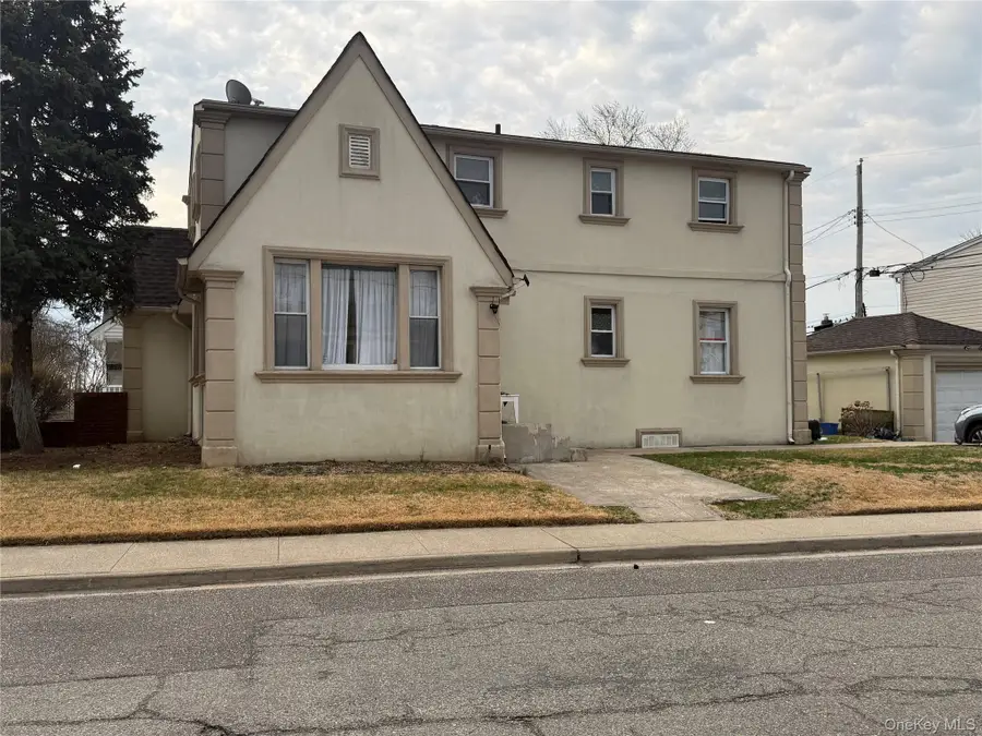 56 Beach Drive, Merrick, NY 11566 - #2