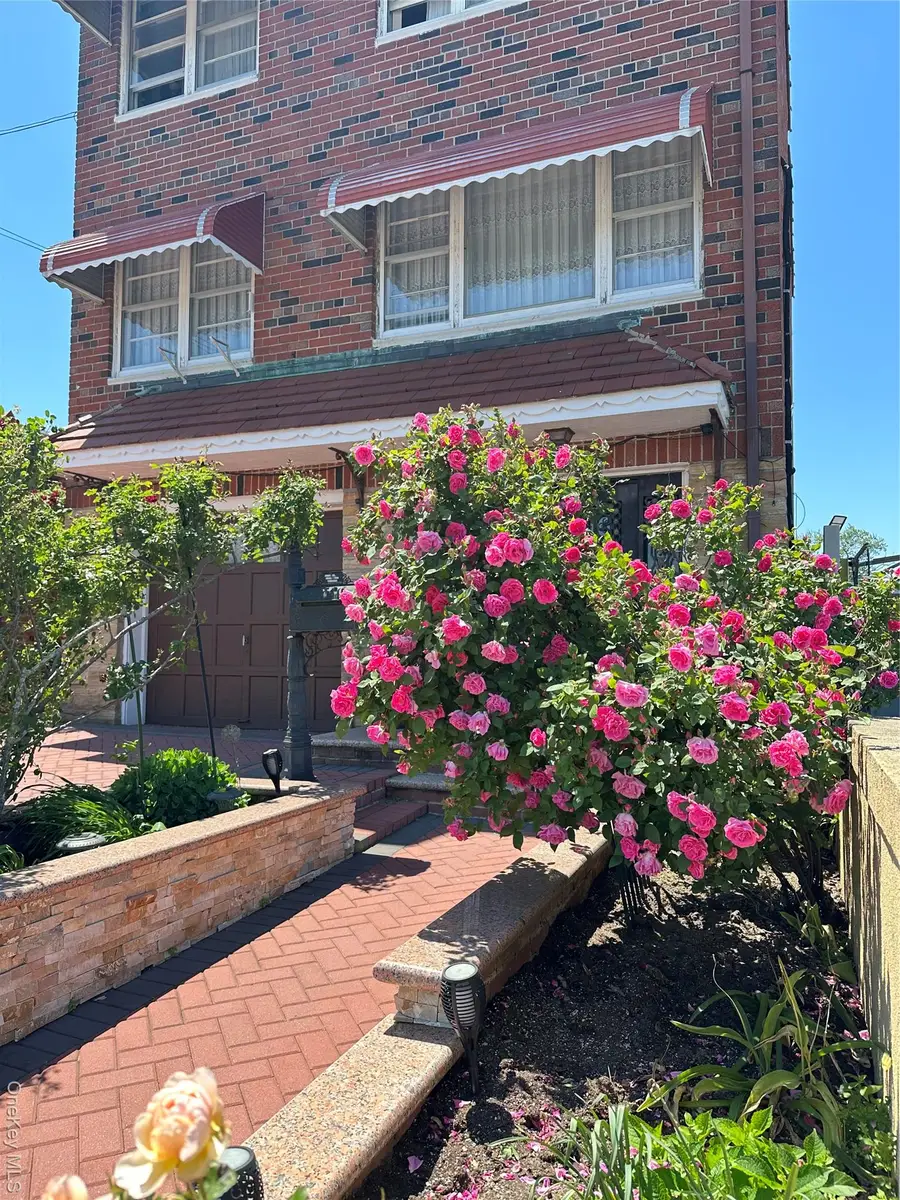 7714 Cypress Hills Street, Glendale, NY 11385 - Image #2