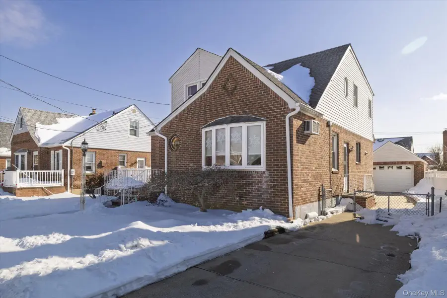 1065 Russell Street, Franklin Square, NY 11010 - #3