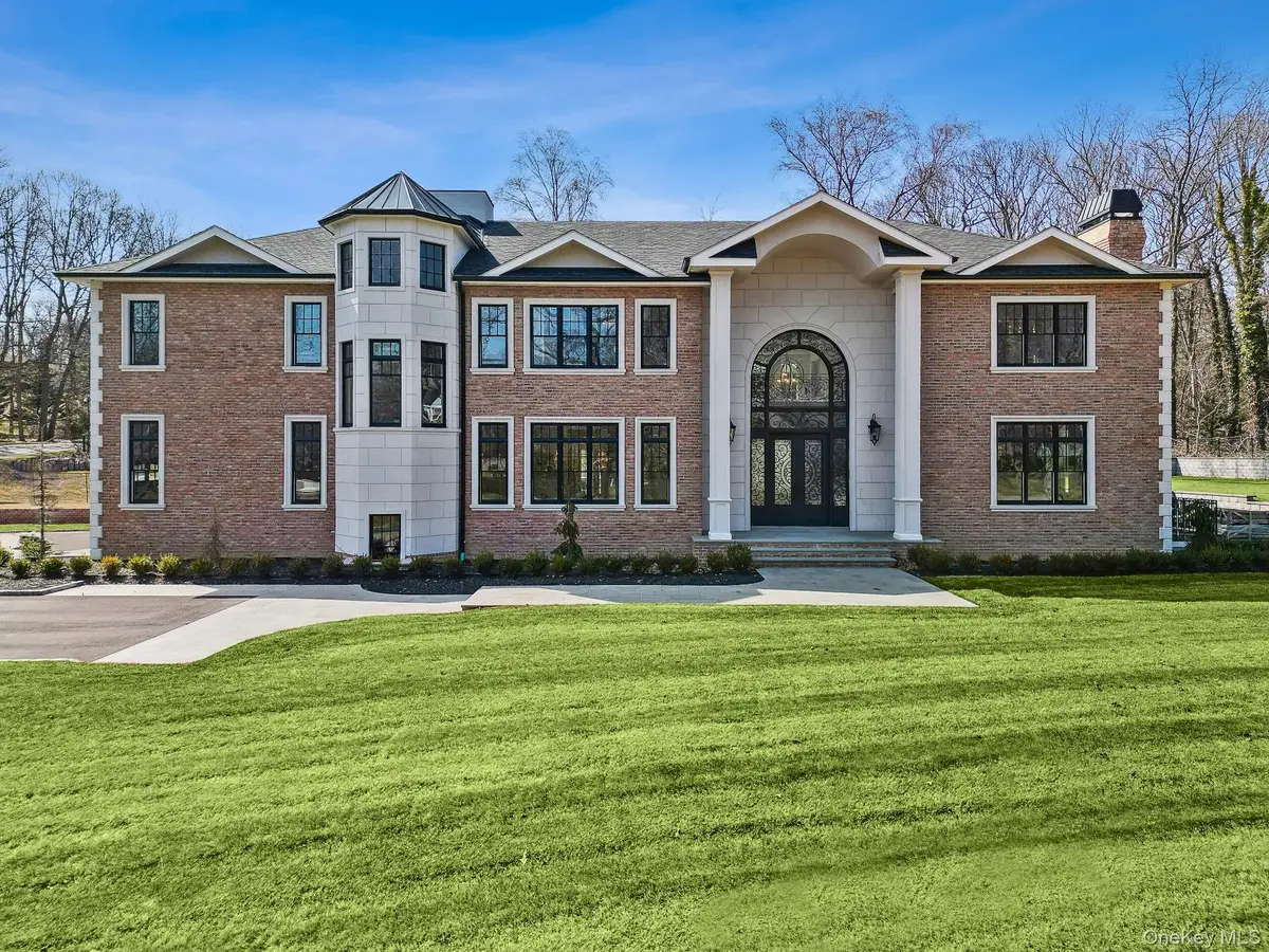 24 Landview Drive, Dix Hills, NY 11746 - Image #1