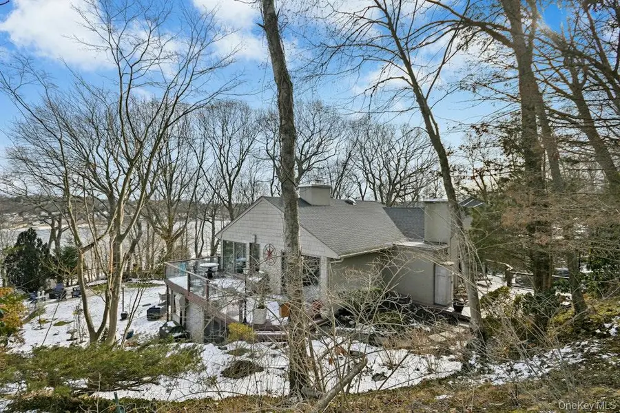 40 Idle Day Drive, Centerport, NY 11721 - #2