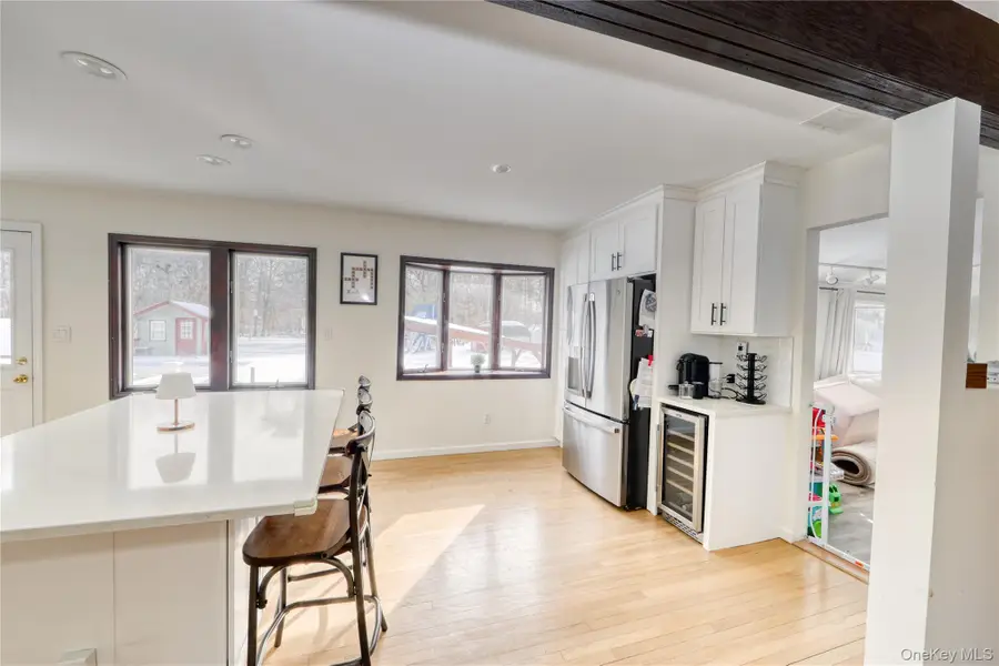 219 Pond Road, Bohemia, NY 11716 - Image #3