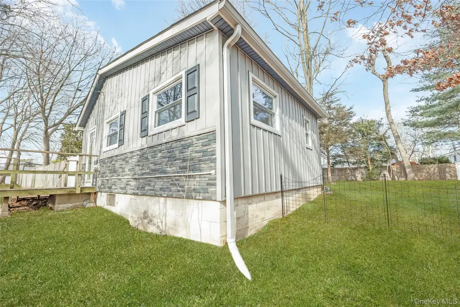 7 1st Street, Nesconset, NY 11767 - #2