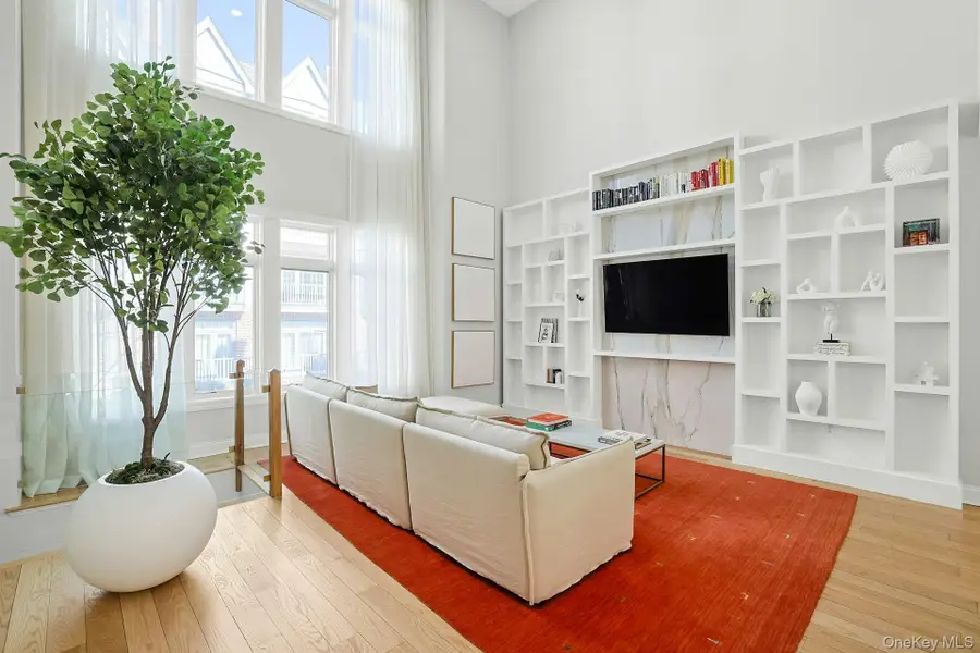 56 1st Street #L4, Pelham, NY 10803 - #3