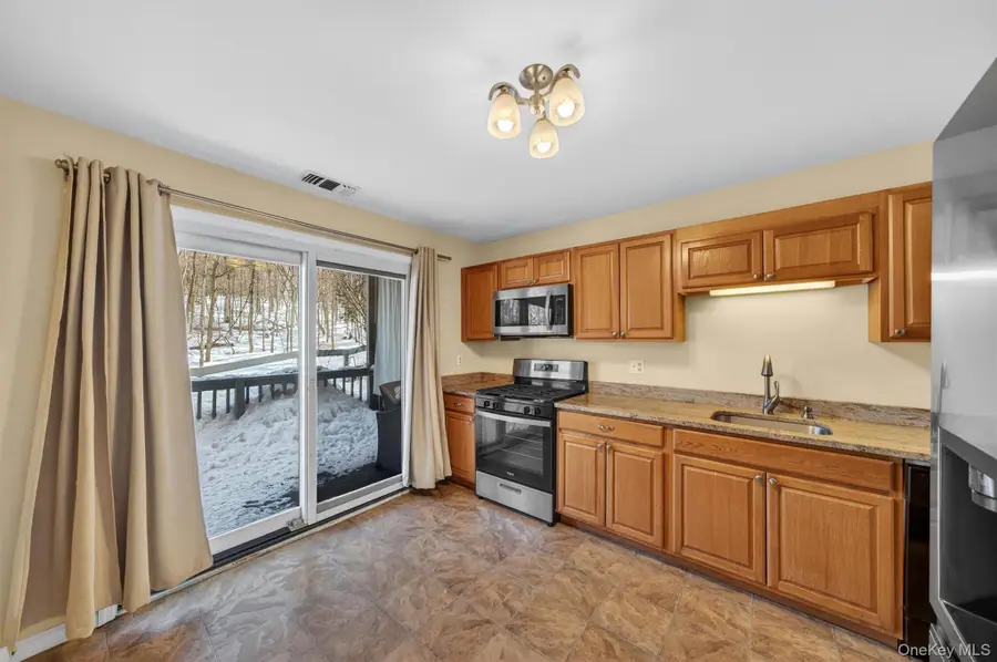 37 Aldo Court, Monroe, NY 10950 - #3