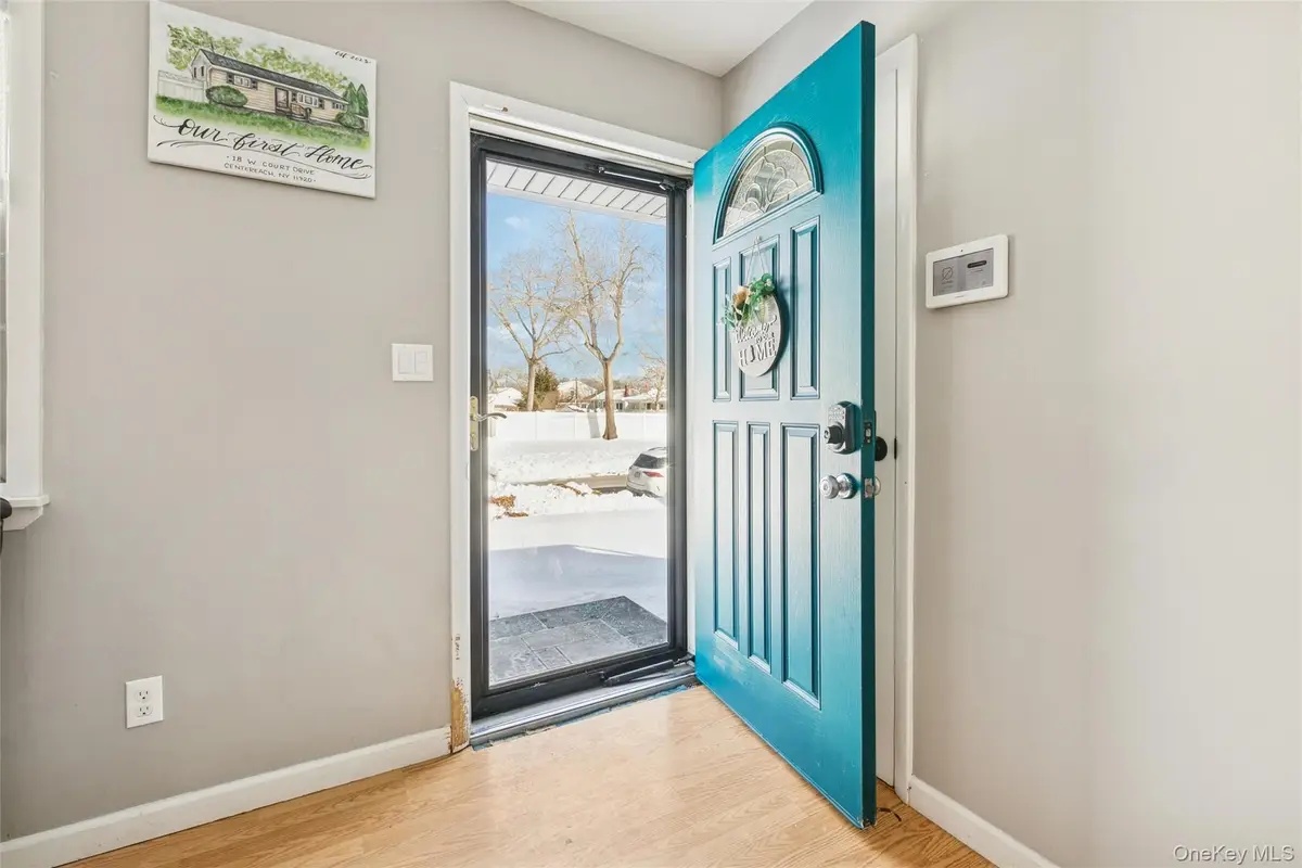 18 W Court Drive, Centereach, NY 11720 - #1