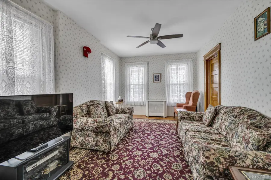 104-47 89th Avenue, Richmond Hill, NY 11418 - Image #3