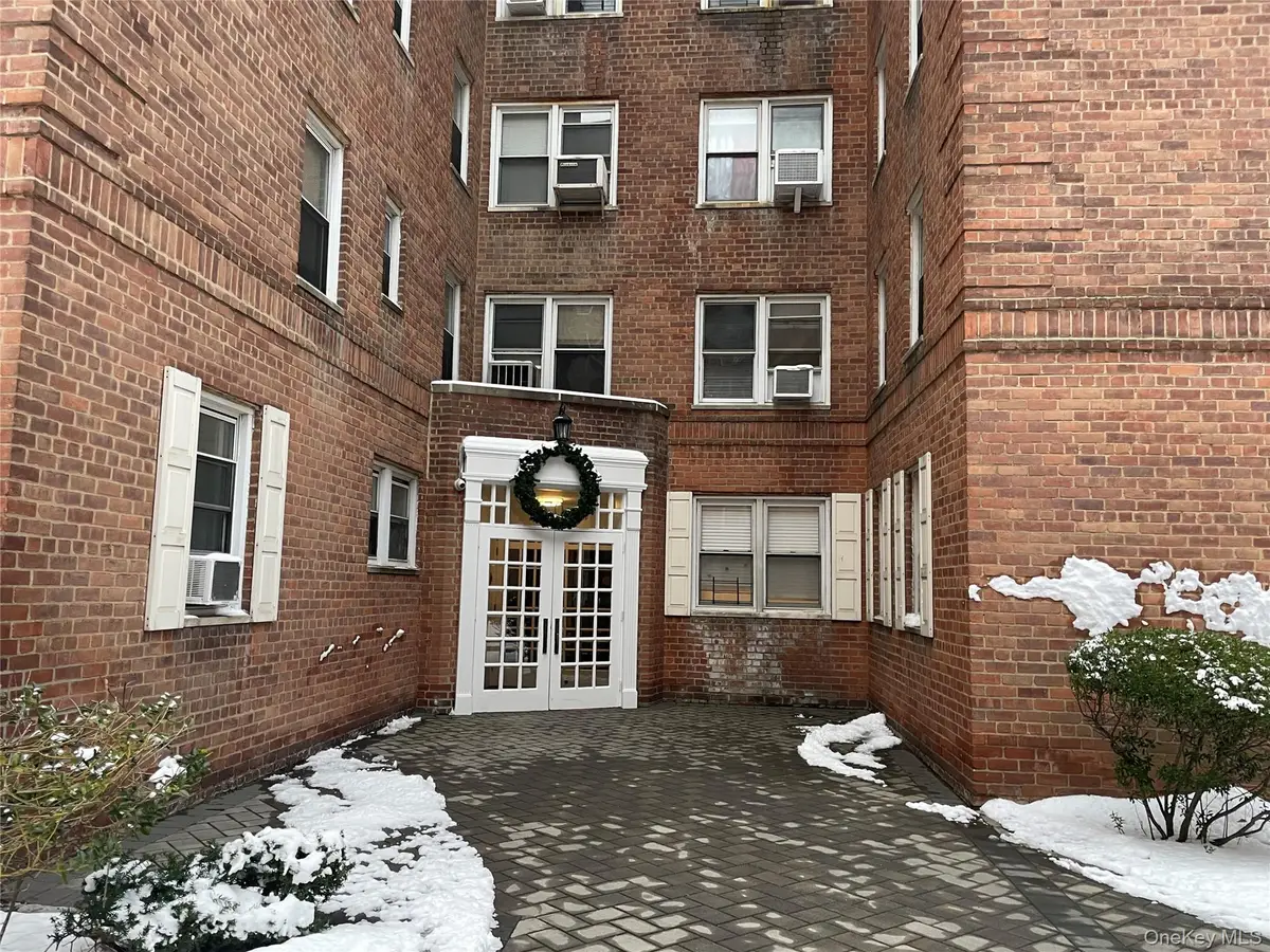 70 Locust Avenue #B114, New Rochelle, NY 10801 - #1