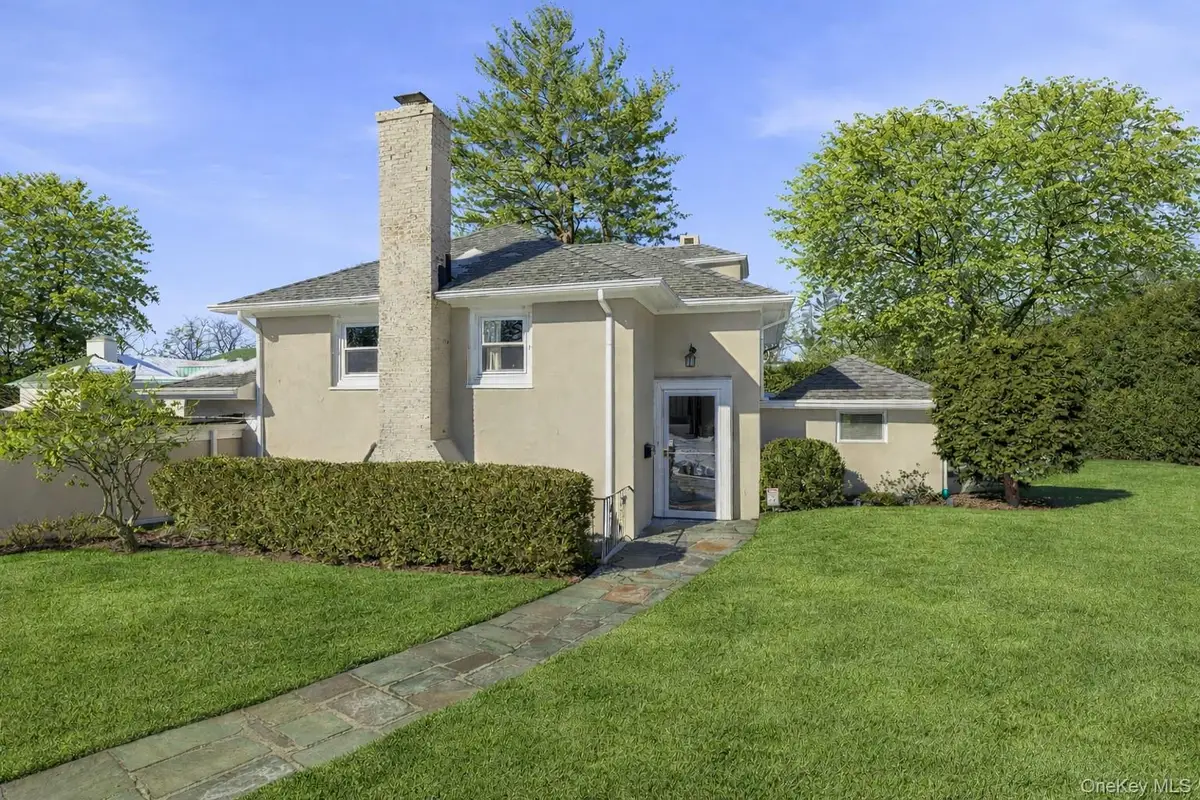 4 Dupont Avenue, White Plains, NY 10605 - Image #1