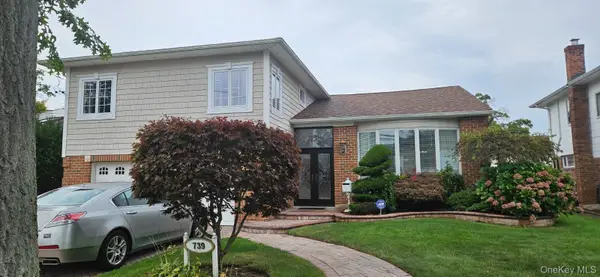 739 Bonnie Drive, Baldwin Harbor, NY 11510