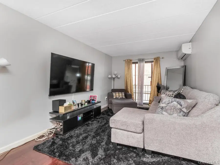 10813 Seaview Avenue #41B, Brooklyn, NY 11236 - Image #2