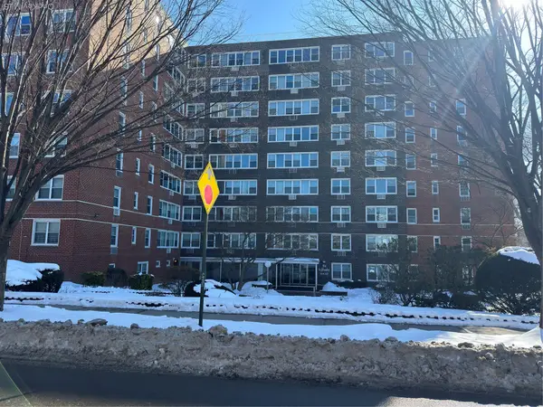 164-20 Highland Avenue #7V, Jamaica, NY 11432