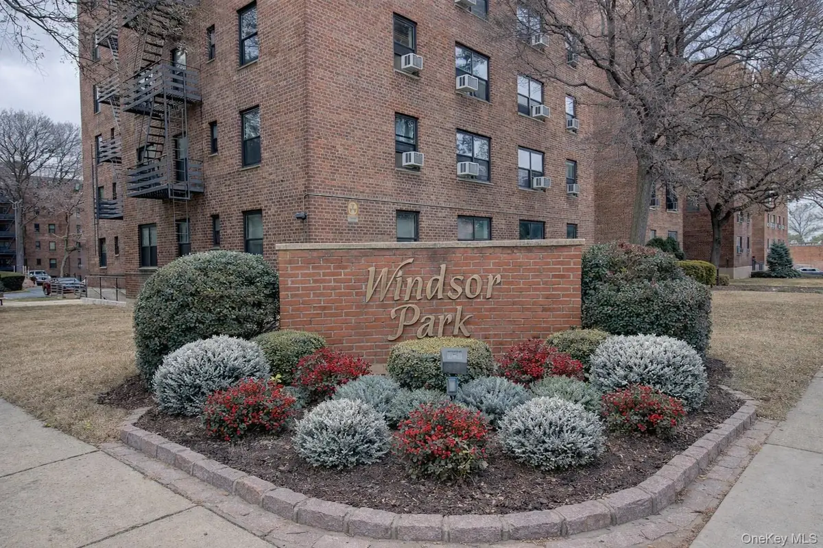 211-02 73rd Avenue #6P, Bayside, NY 11364 - Image #1