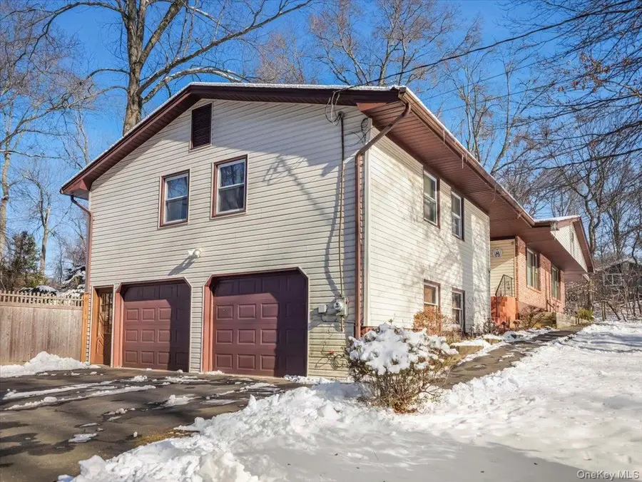 61 Rolling Ridge Road, New City, NY 10956 - Image #3