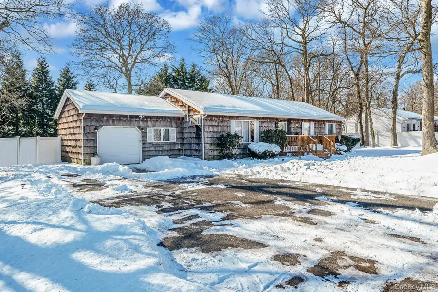 118 Moriches Avenue, Mastic, NY 11950 - #2