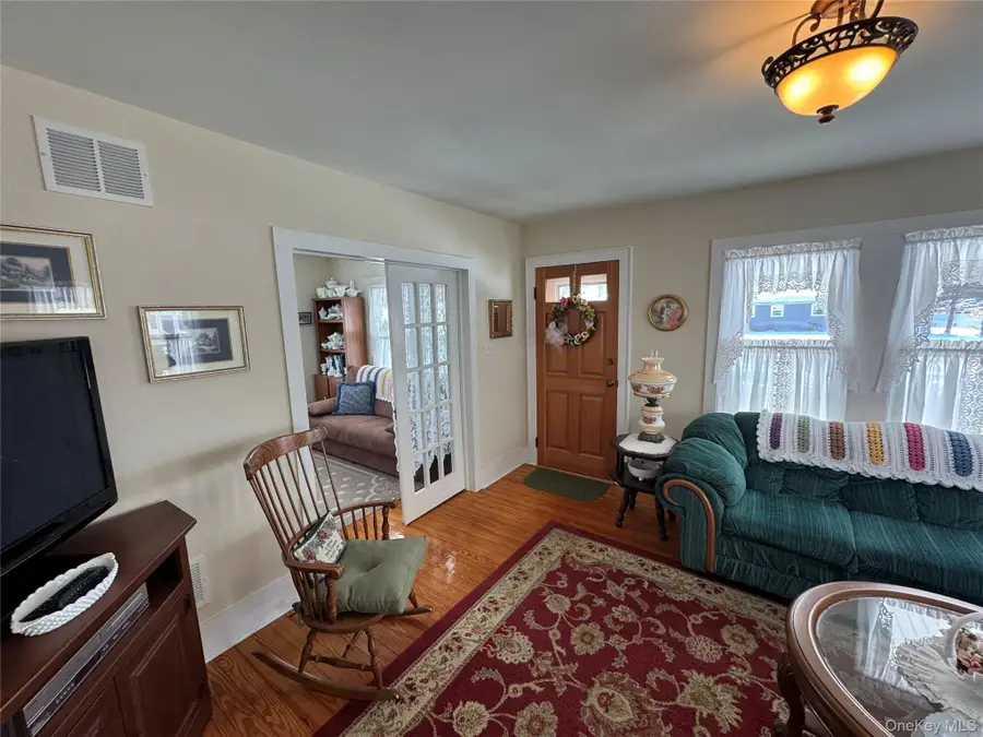 8 Maiden Lane, Port Jervis, NY 12771 - #3