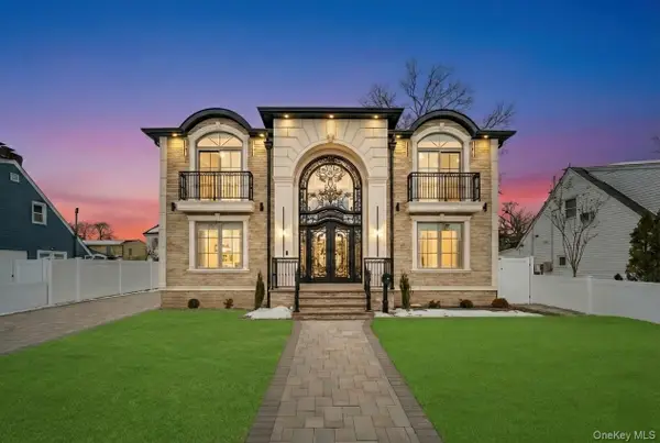 2481 Putnam Drive, East Meadow, NY 11554